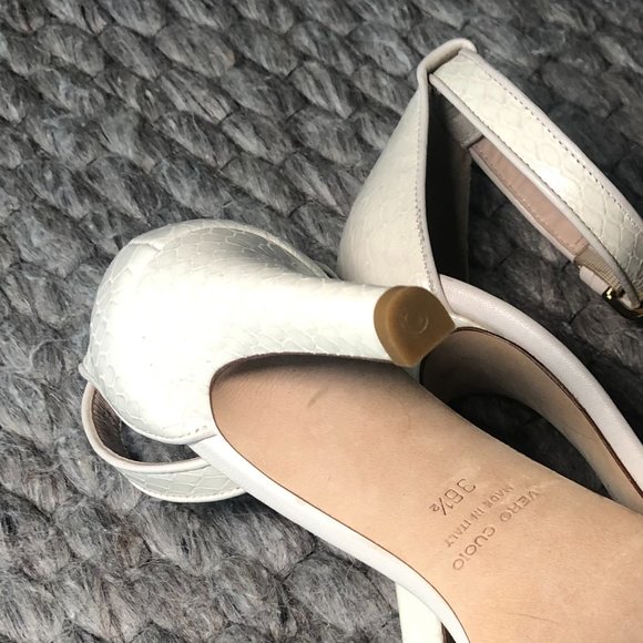 Club Monaco Vero Cuoio Pony Hair AnkleStrap S - Picture 6 of 6